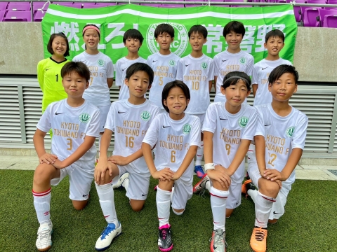 U12